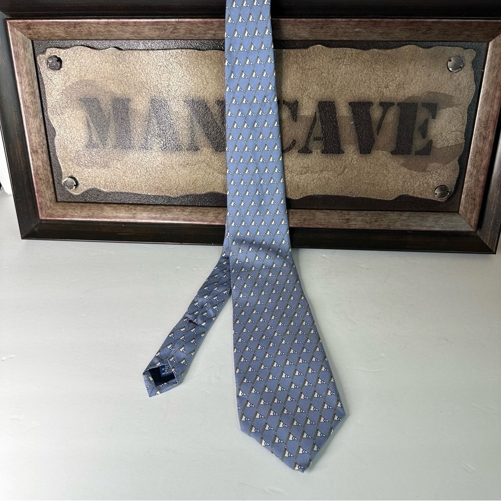 Vineyard Vine Silk Blue Sailor Flag Tie‎